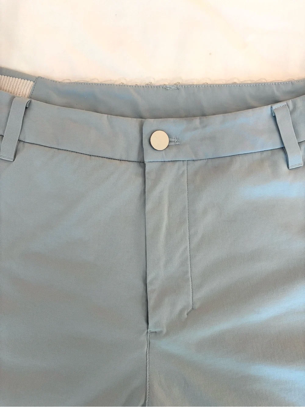 Lululemon Men's Commission Golf Shorts Sz 36 Light Blue